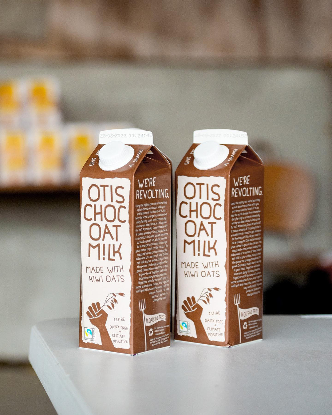 Oat M!Lk - Chocolate Milk 1L - Slowood